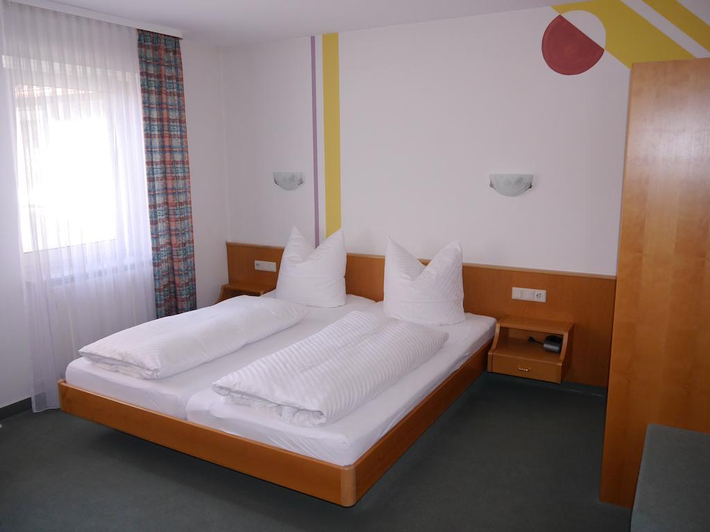 Gasthof Adler Inneringen Zimmer foto